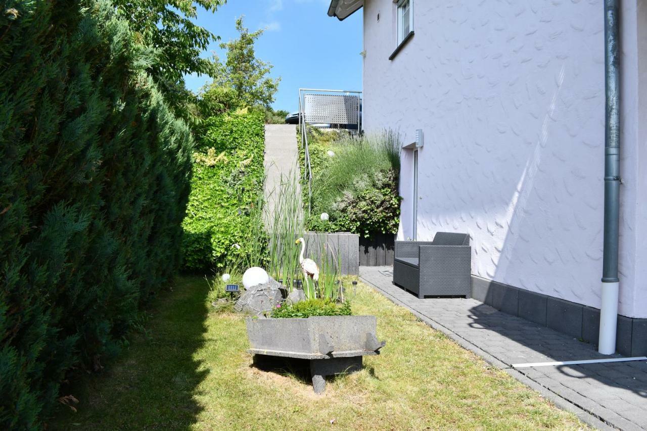 Ferienwohnung Bellerbergblick Ettringen  ภายนอก รูปภาพ
